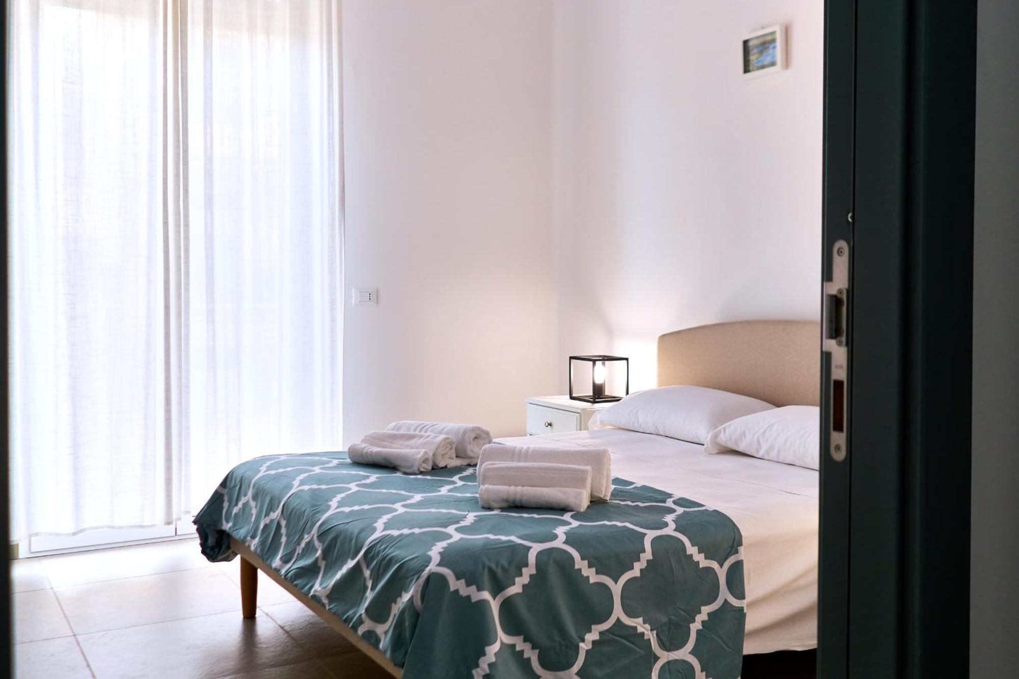 Aparthotel Vento Di Mare Piraino Exterior foto